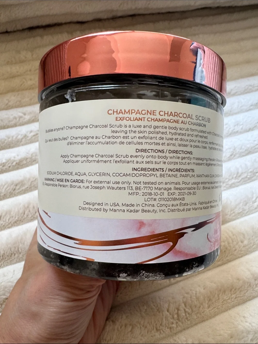 Manna Kadar Relax - Champagne Charcoal Sugar Scrub - Rose Gold Lid NWT